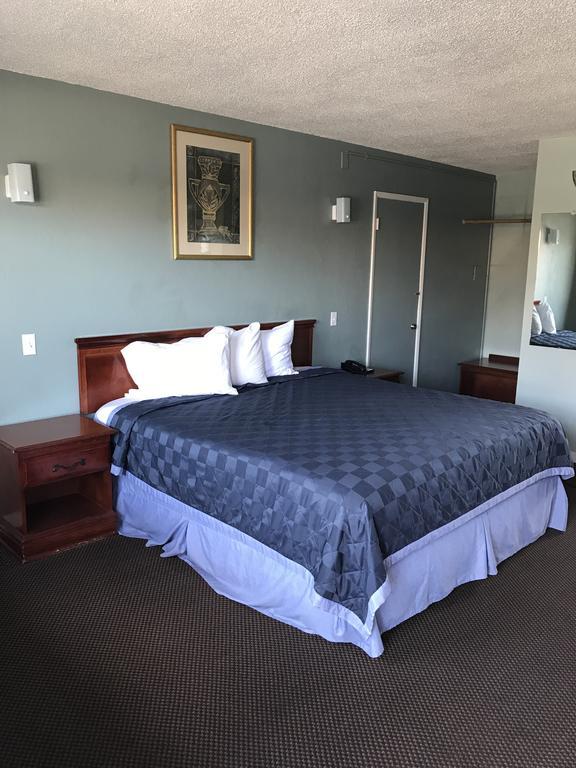 Economy Inn モデスト エクステリア 写真